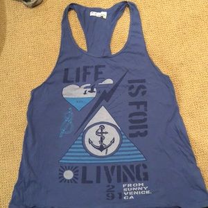 Baggy beach tank